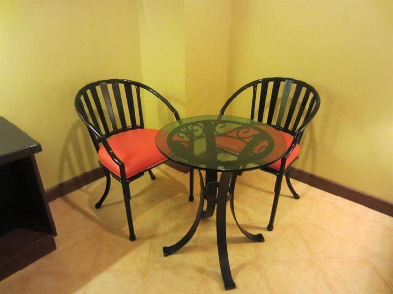 Royal Bellagio Hotel Makati City Exterior foto